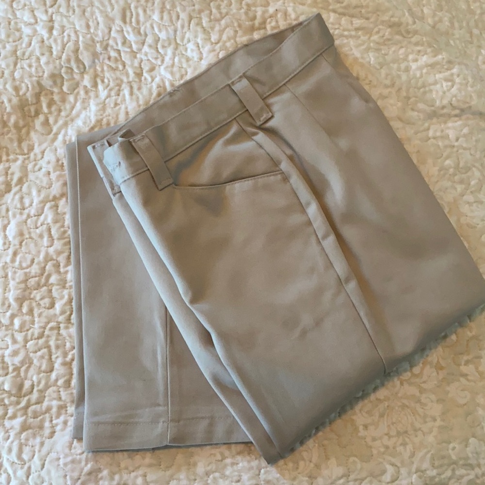 Tan Wrangler Riata, no pleated front 3x34 pants